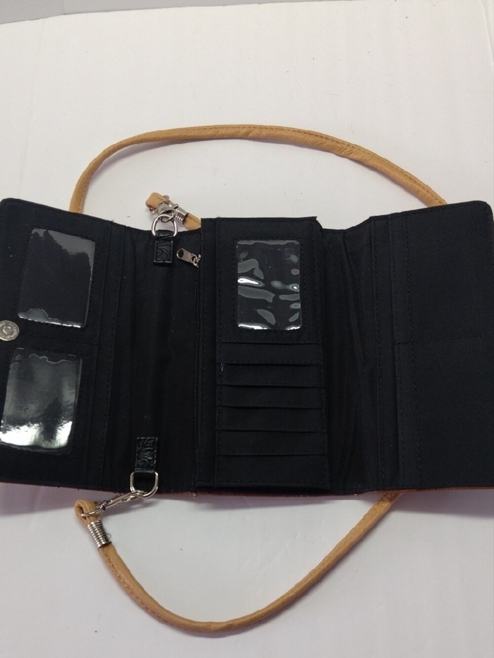 Lot Of 4 Crossbody Purses, Chala, P&G, Ect - Picture 10 of 15